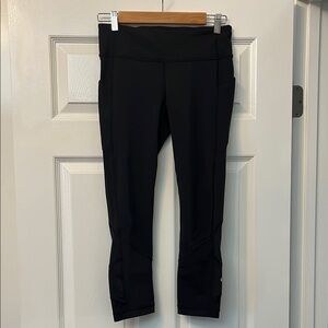 Lululemon Black 3/4 active Leggings